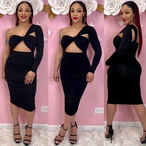 Woman’s Dress- Black